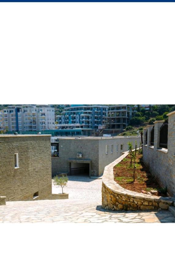 Villa Amos At Aquamarine Residence Vlorë 外观 照片