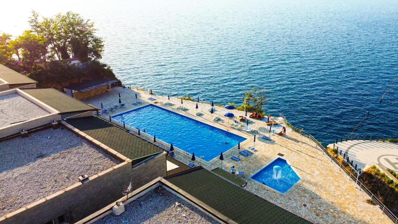 Villa Amos At Aquamarine Residence Vlorë 外观 照片