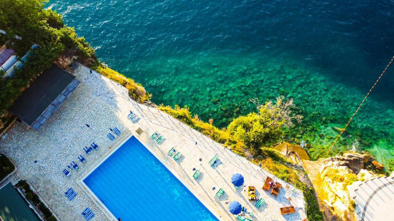 Villa Amos At Aquamarine Residence Vlorë 外观 照片