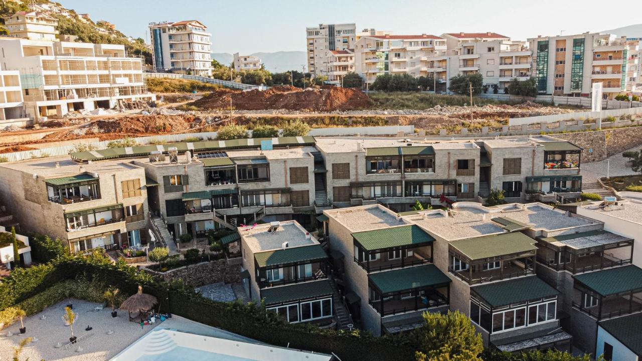 Villa Amos At Aquamarine Residence Vlorë 外观 照片