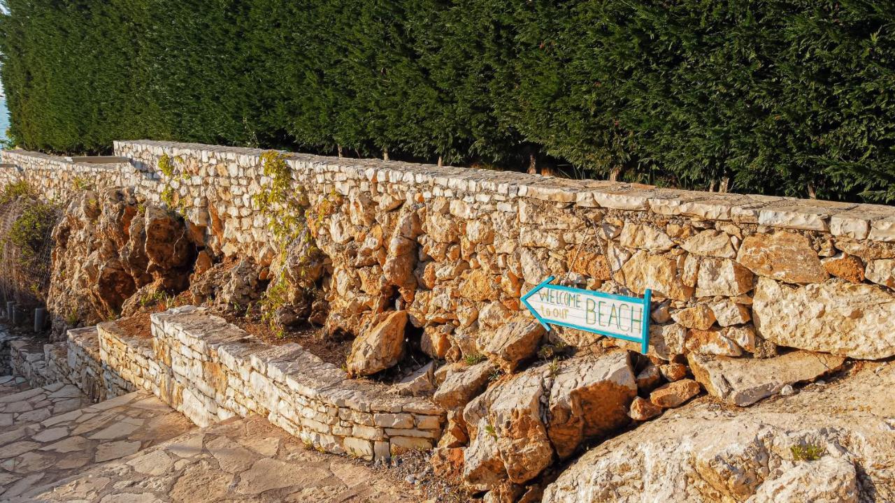 Villa Amos At Aquamarine Residence Vlorë 外观 照片