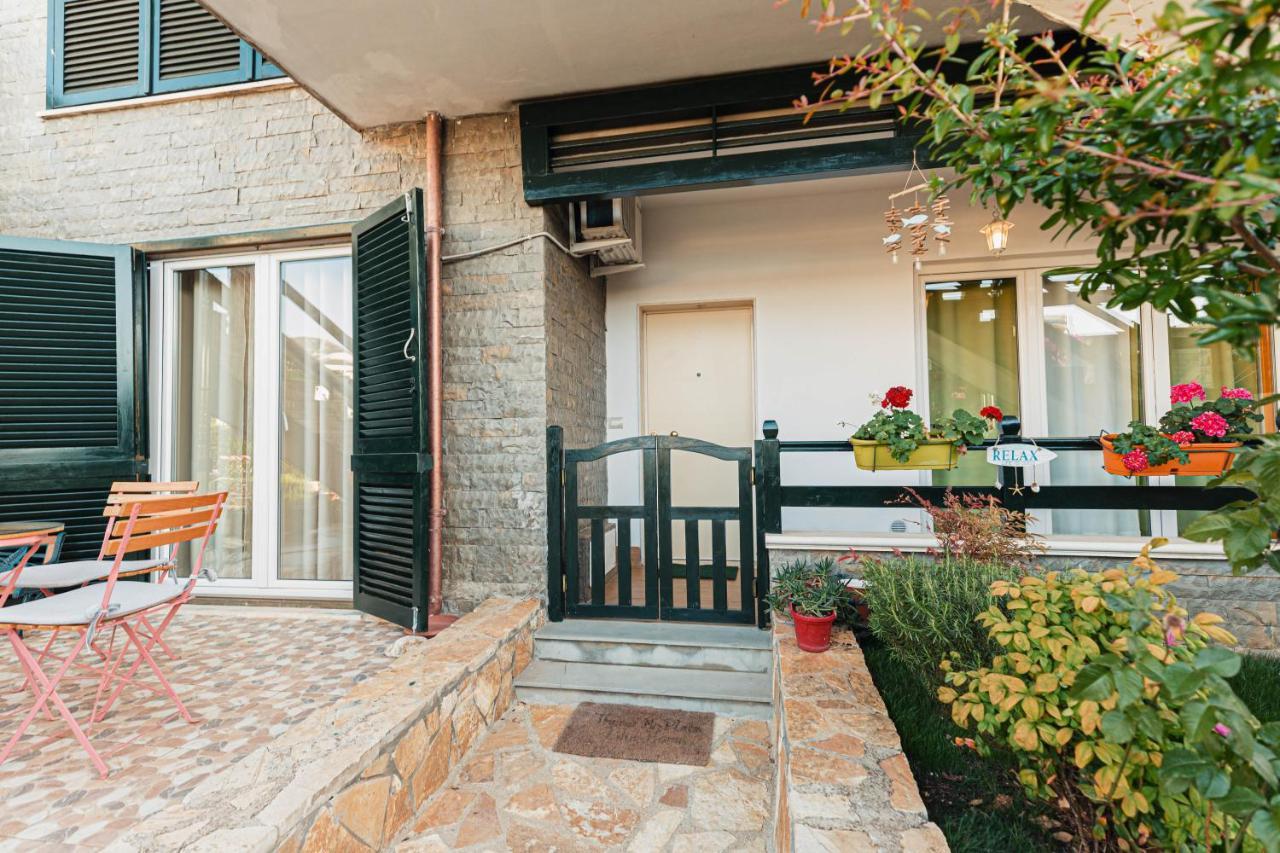 Villa Amos At Aquamarine Residence Vlorë 外观 照片