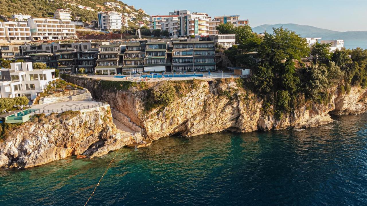 Villa Amos At Aquamarine Residence Vlorë 外观 照片