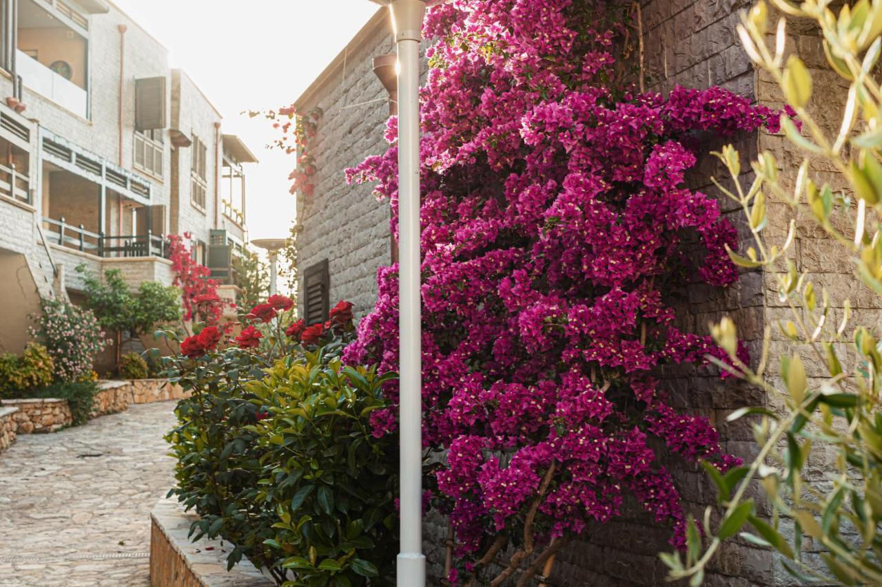 Villa Amos At Aquamarine Residence Vlorë 外观 照片
